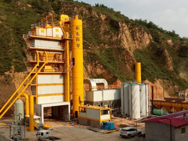 大型路面機(jī)械(可搬遷)瀝青攪拌站